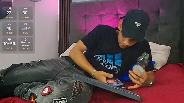 Snapshot of bick_jhonn chatting on 25, 5, 2026 bick jhonn online show from 25, 5, 2026