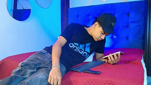 Snapshot of bick_jhonn chatting on 27, 5, 2026 bick jhonn online show from 27, 5, 2026