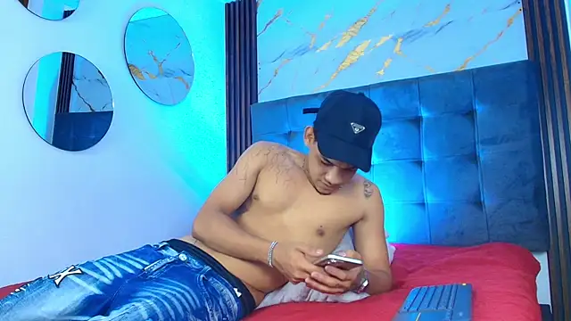 Snapshot of bick_jhonn chatting on 29, 5, 2026 bick jhonn online show from 29, 5, 2026