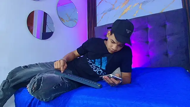 Snapshot of bick_jhonn chatting on 30, 5, 2026 bick jhonn online show from 30, 5, 2026