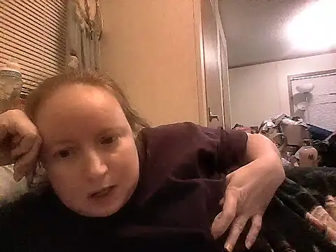 Snapshot of KittyKat40 chatting on 6, 6, 2026 KittyKat40 online show from 6, 6, 2026