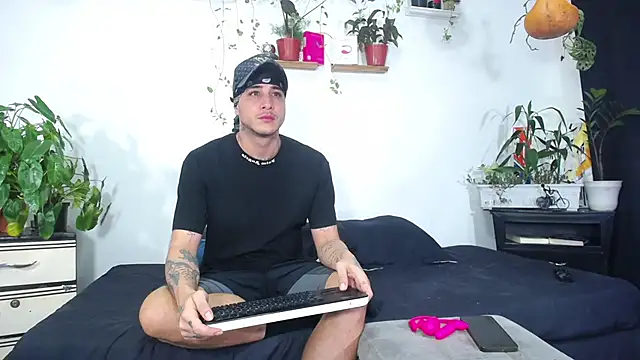 Snapshot of Adam_Borsalino chatting on 30, 6, 2026 Adam Borsalino online show from 30, 6, 2026