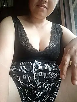Snapshot of auro99 chatting on 4, 8, 2026 auro99 online show from 4, 8, 2026