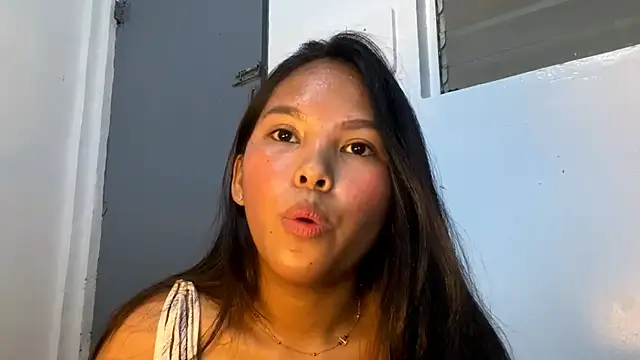 Snapshot of cherrynovax chatting on 30, 5, 2026 cherrynovax online show from 30, 5, 2026