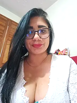 Snapshot of Amina--789 chatting on 29, 5, 2026 Amina--789 online show from 29, 5, 2026