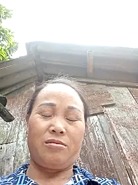 Snapshot of Nana-AsianWet chatting on 12, 5, 2026 Nana-AsianWet online show from 12, 5, 2026