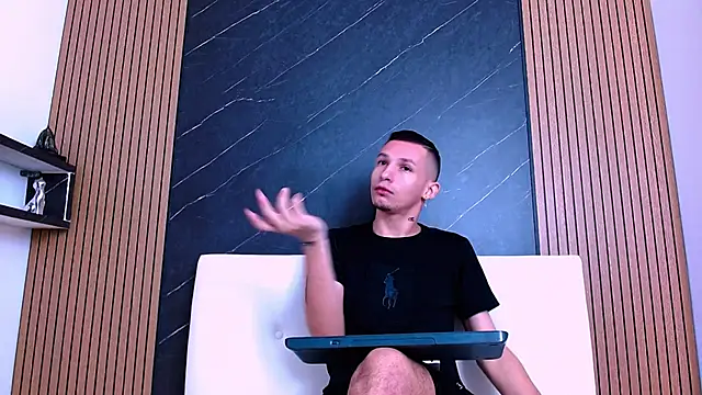 Snapshot of Isak_Berekoa chatting on 5, 6, 2026 Isak Berekoa online show from 5, 6, 2026