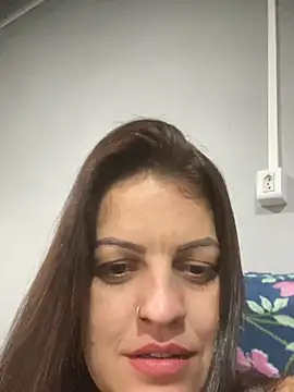 Snapshot of sweet_milenaa chatting on 27, 5, 2026 sweet milenaa online show from 27, 5, 2026