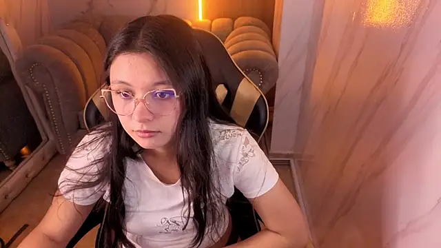 Snapshot of HoneyDoll_tf chatting on 25, 6, 2026 HoneyDoll tf online show from 25, 6, 2026