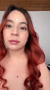 Snapshot of julieta_velvet chatting on 16, 5, 2026 julieta velvet online show from 16, 5, 2026