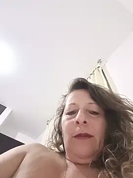Snapshot of Nikki_milf69 chatting on 10, 6, 2026 Nikki milf69 online show from 10, 6, 2026