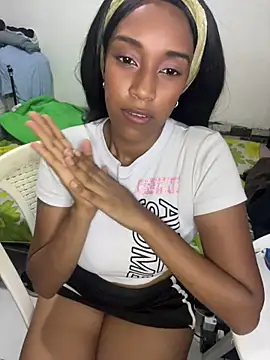 Snapshot of CandyDollXXX chatting on 13, 5, 2026 CandyDollXXX online show from 13, 5, 2026