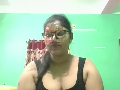 Snapshot of Kavya17 chatting on 7, 6, 2026 Kavya17 online show from 7, 6, 2026