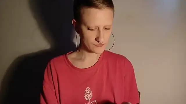 Candy Rust online show from 8, 6, 2026