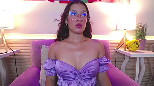 Snapshot of BrianaGaging chatting on 19, 6, 2026 BrianaGaging online show from 19, 6, 2026