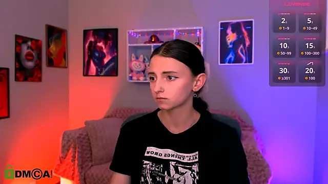 Snapshot of caroline_honeyy chatting on 13, 6, 2026 caroline honeyy online show from 13, 6, 2026