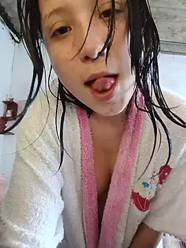 Snapshot of mileidy0106 chatting on 6, 6, 2026 mileidy0106 online show from 6, 6, 2026
