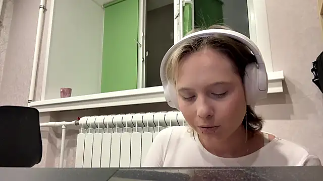 CuteLilit online show from 10, 6, 2026