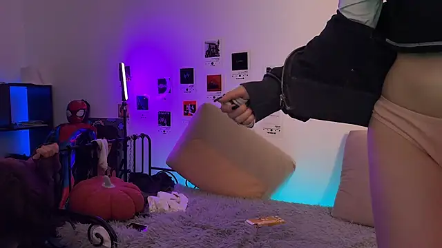 whysofuckinghorny online show from 22, 5, 2026