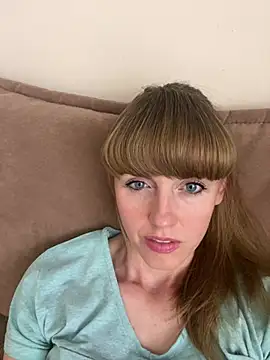 Kamilochka29511 online show from 12, 7, 2026