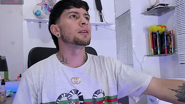 StefanoBigCock online show from 21, 5, 2026