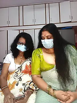 Snapshot of Kannada_telugu_lesbians chatting on 19, 5, 2026 Kannada telugu lesbians online show from 19, 5, 2026