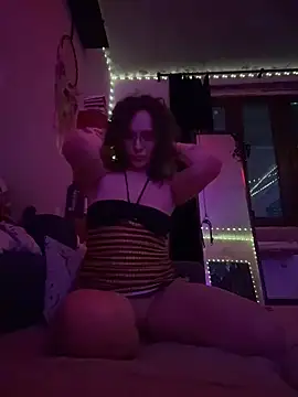 Snapshot of Ass_Slut chatting on 18, 5, 2026 Ass Slut online show from 18, 5, 2026