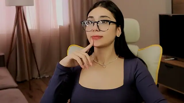 Snapshot of honeylanaa chatting on 9, 6, 2026 honeylanaa online show from 9, 6, 2026