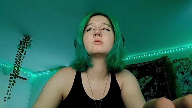 Snapshot of HunXena chatting on 7, 6, 2026 HunXena online show from 7, 6, 2026