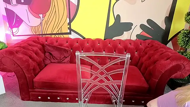 NikkyReyyy online show from 25, 6, 2026