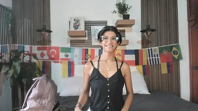 Evaa campbell online show from 4, 7, 2026