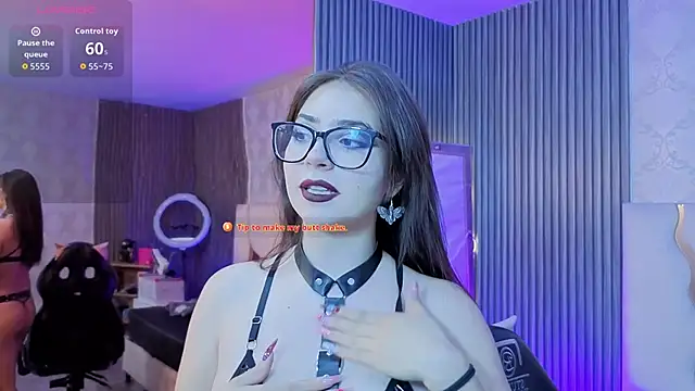 Snapshot of andrea_tay1 chatting on 1, 7, 2026 andrea tay1 online show from 1, 7, 2026