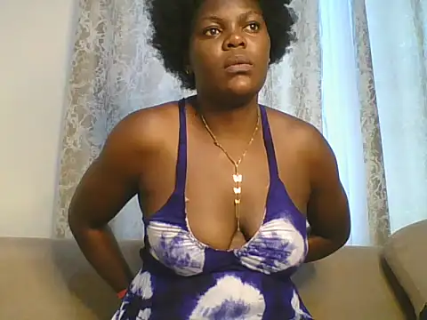 Snapshot of dollface_bela chatting on 28, 6, 2026 dollface bela online show from 28, 6, 2026