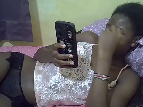 Snapshot of Sweet-tatiana chatting on 8, 6, 2026 Sweet-tatiana online show from 8, 6, 2026