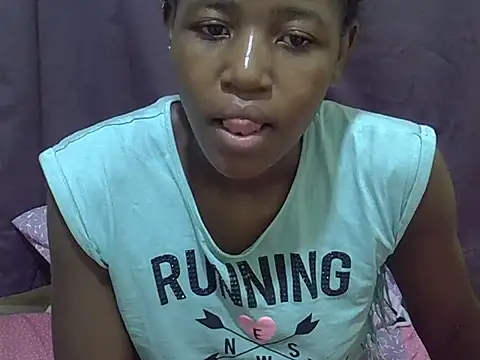 Snapshot of Sweet-tatiana chatting on 12, 6, 2026 Sweet-tatiana online show from 12, 6, 2026