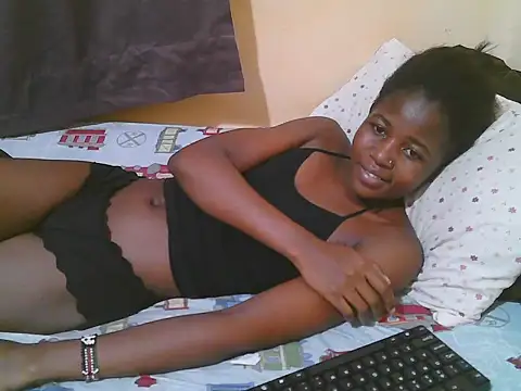 Snapshot of Sweet-tatiana chatting on 24, 6, 2026 Sweet-tatiana online show from 24, 6, 2026