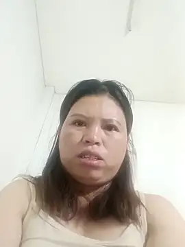 Snapshot of -Yeyi- chatting on 4, 6, 2026 -Yeyi- online show from 4, 6, 2026