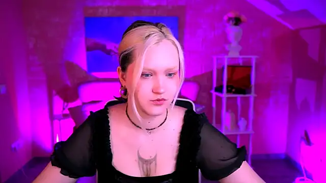 Snapshot of ViolettWoods chatting on 14, 6, 2026 ViolettWoods online show from 14, 6, 2026