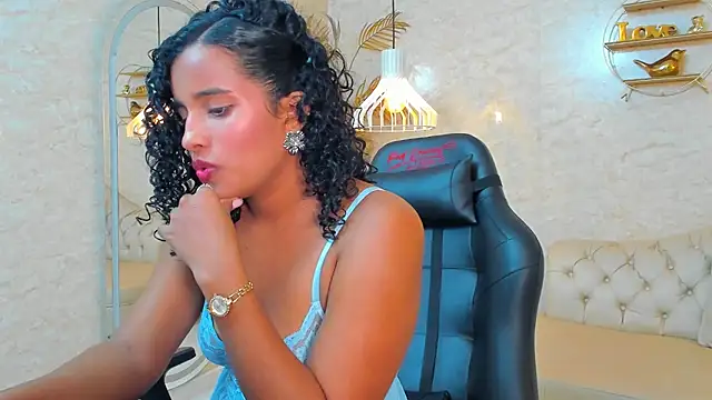 Snapshot of Horny_Curls chatting on 3, 7, 2026 Horny Curls online show from 3, 7, 2026