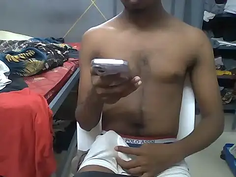 male18in online show from 19, 5, 2026