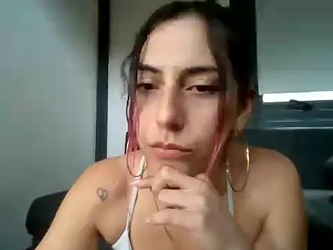 Snapshot of LatinDolliee chatting on 13, 7, 2026 LatinDolliee online show from 13, 7, 2026