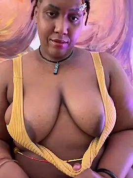 Snapshot of iamiyami1111 chatting on 19, 5, 2026 iamiyami1111 online show from 19, 5, 2026