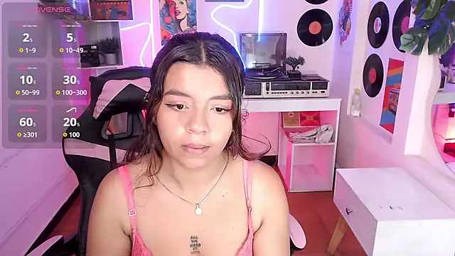 sweety smile  online show from 8, 6, 2026