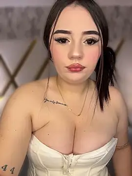 ValeriaCarter online show from 10, 6, 2026