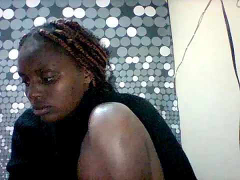 Snapshot of liligal chatting on 14, 6, 2026 liligal online show from 14, 6, 2026