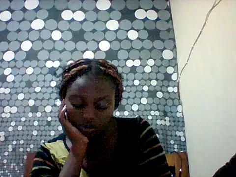 Snapshot of liligal chatting on 15, 6, 2026 liligal online show from 15, 6, 2026