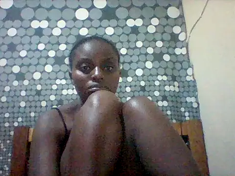 Snapshot of liligal chatting on 28, 6, 2026 liligal online show from 28, 6, 2026