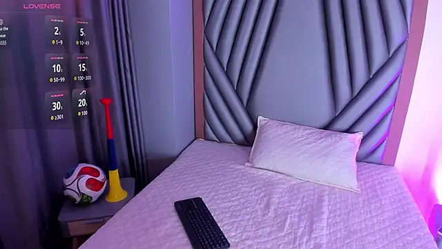 Snapshot of madison_flores chatting on 30, 6, 2026 madison flores online show from 30, 6, 2026