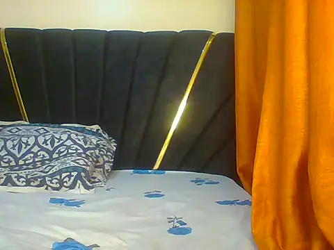 Snapshot of petite_cuteass chatting on 7, 7, 2026 petite cuteass online show from 7, 7, 2026