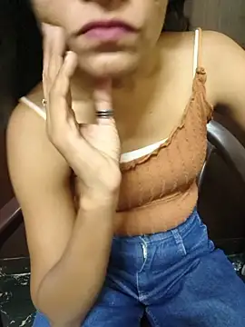 Snapshot of Shanaya_001 chatting on 27, 5, 2026 Shanaya 001 online show from 27, 5, 2026